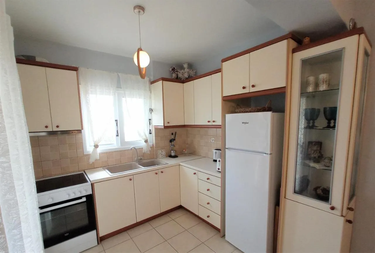 G Apartment In Agia Efimia 0*,