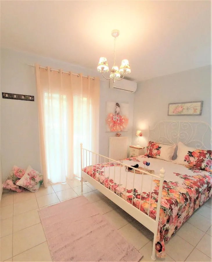 G Apartment In Agia Efimia